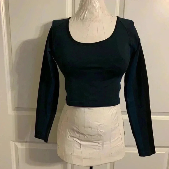 Under Armour Misty Long Sleeve Crop Top - Picture 7 of 7